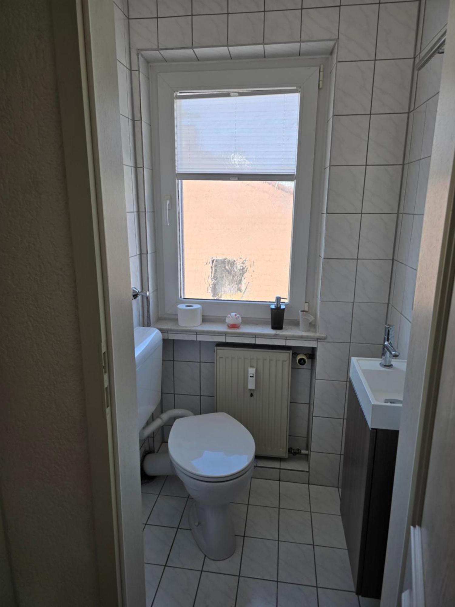 Apartment Ergste Am Ruhr 85 Sqm , 3 Minutes To A45 With Garage ชแวร์เทอ ภายนอก รูปภาพ